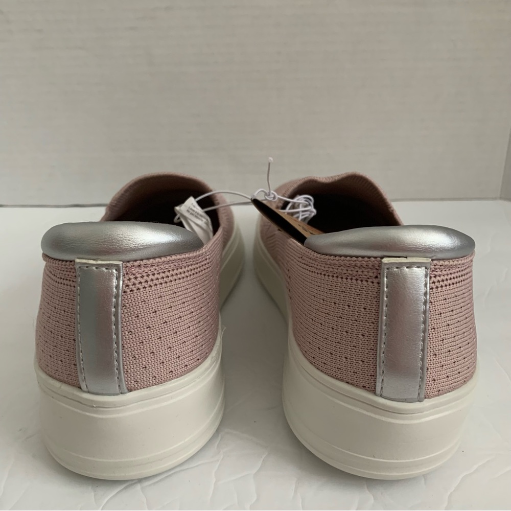 Dearfoams Women's Original Comfort Sophie Slip-on Sneaker shoes 7 - Picture 10 of 13